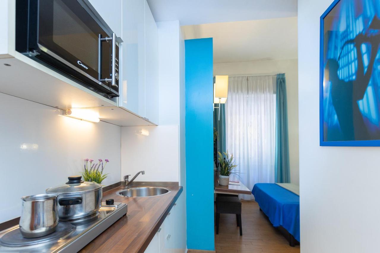 Internouno Hotel Рим Екстериор снимка