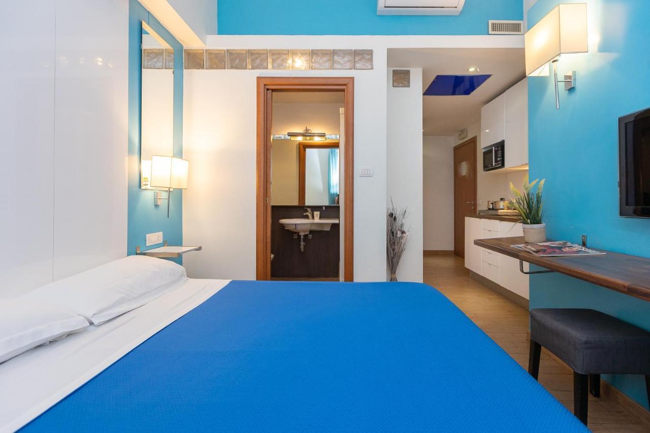 Internouno Hotel Рим Екстериор снимка