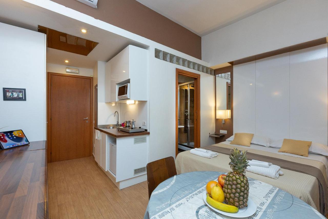 Internouno Hotel Рим Екстериор снимка